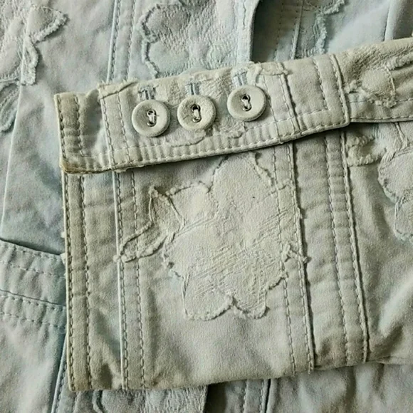 Floral Appliqué Blazer - Picture 5 of 13